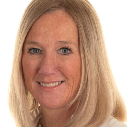 Portrait photograph of Janelle Holmes